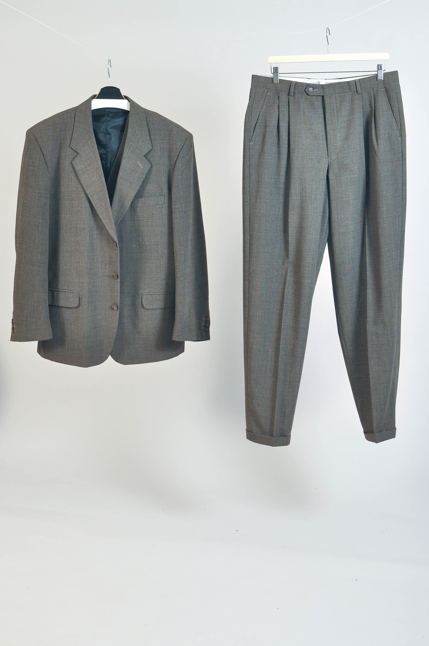 Vintage 90s Khaki Three Piece Suit – Giovani Wool Blend XL