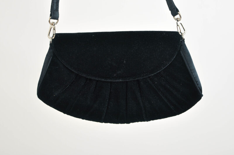 Vintage 90s black velvet shoulder bag - Image 3