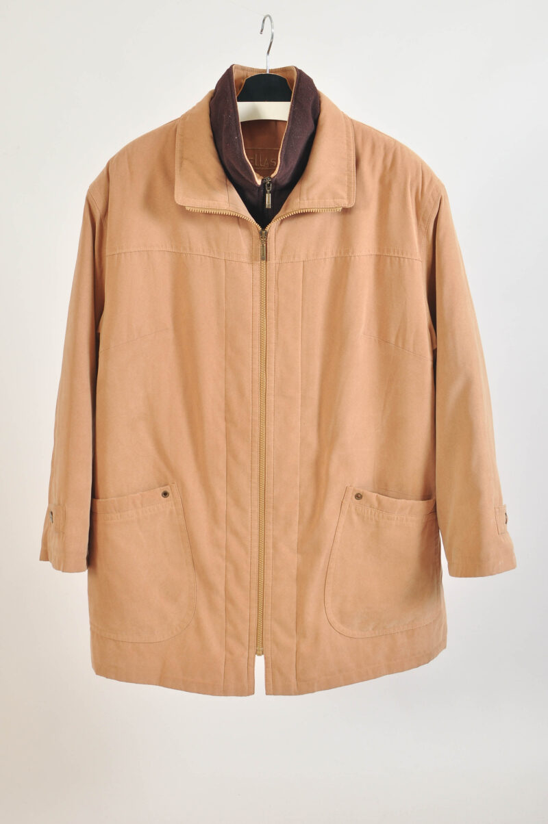 Vintage 90s workers coat in beige