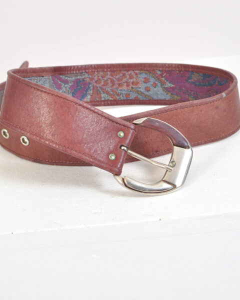 Vintage 90s real leather belt in brown