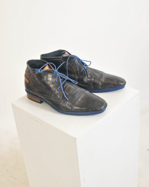 Vintage 00s real leather shoes