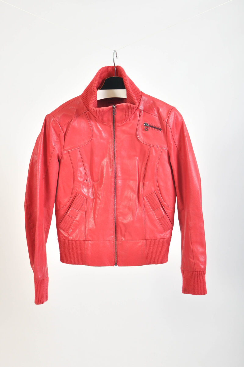 Vintage 00s leather jacket in red