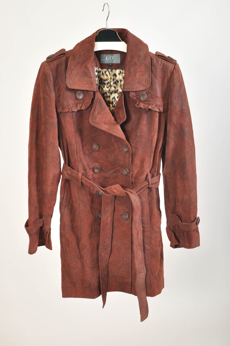 Vintage 00s suede leather coat in maroon