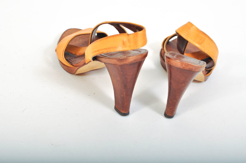 Vintage 00s Real Leather Heeled Sandals - Image 5