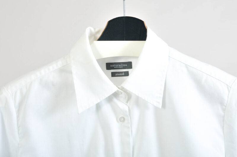 Vintage 00s shirt in white - Image 3