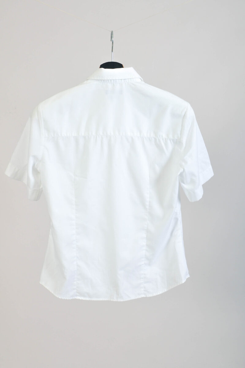 Vintage 00s shirt in white - Image 4