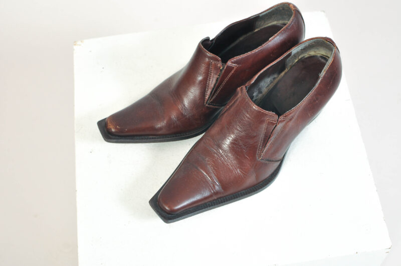 Vintage 00s real leather shoes in brown - Image 5