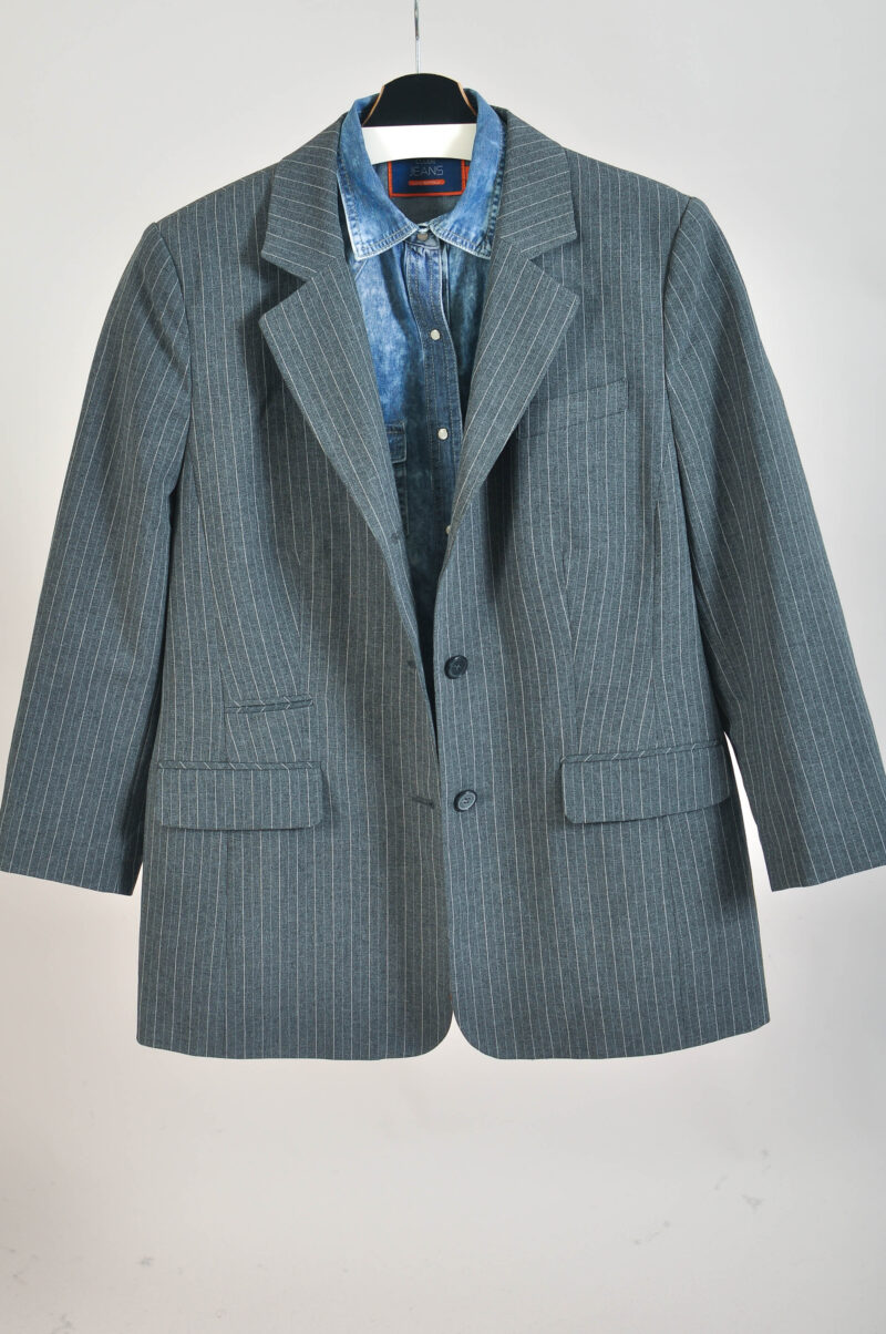 Vintage 00s grey blazer jacket