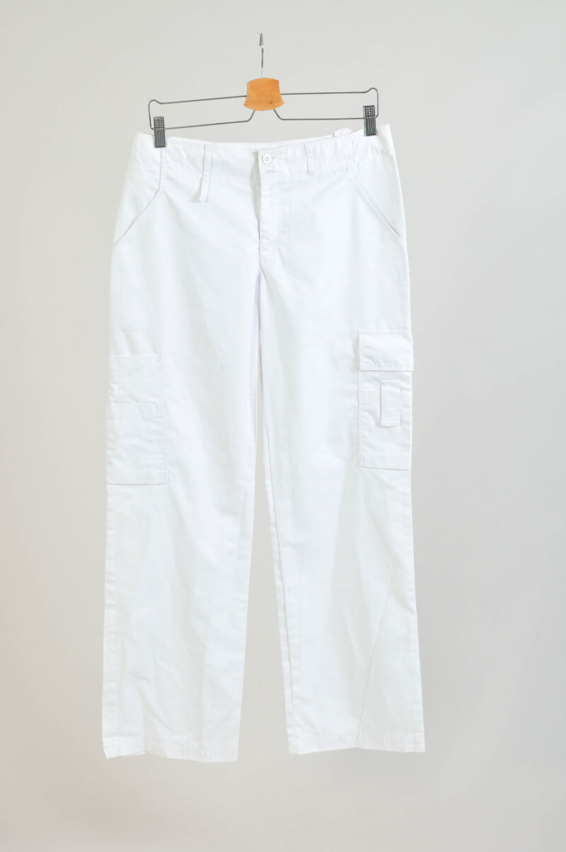 Vintage 00s cargo trousers in white