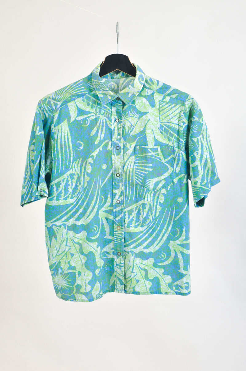 Vintage 90s Hawaii print Shirt