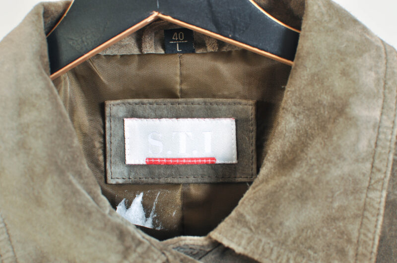 Vintage 90s Suede Leather Jacket in Khaki - Image 4