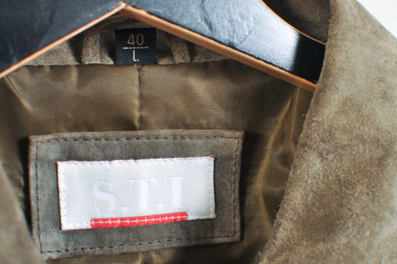 Vintage 90s Suede Leather Jacket in Khaki - Image 5