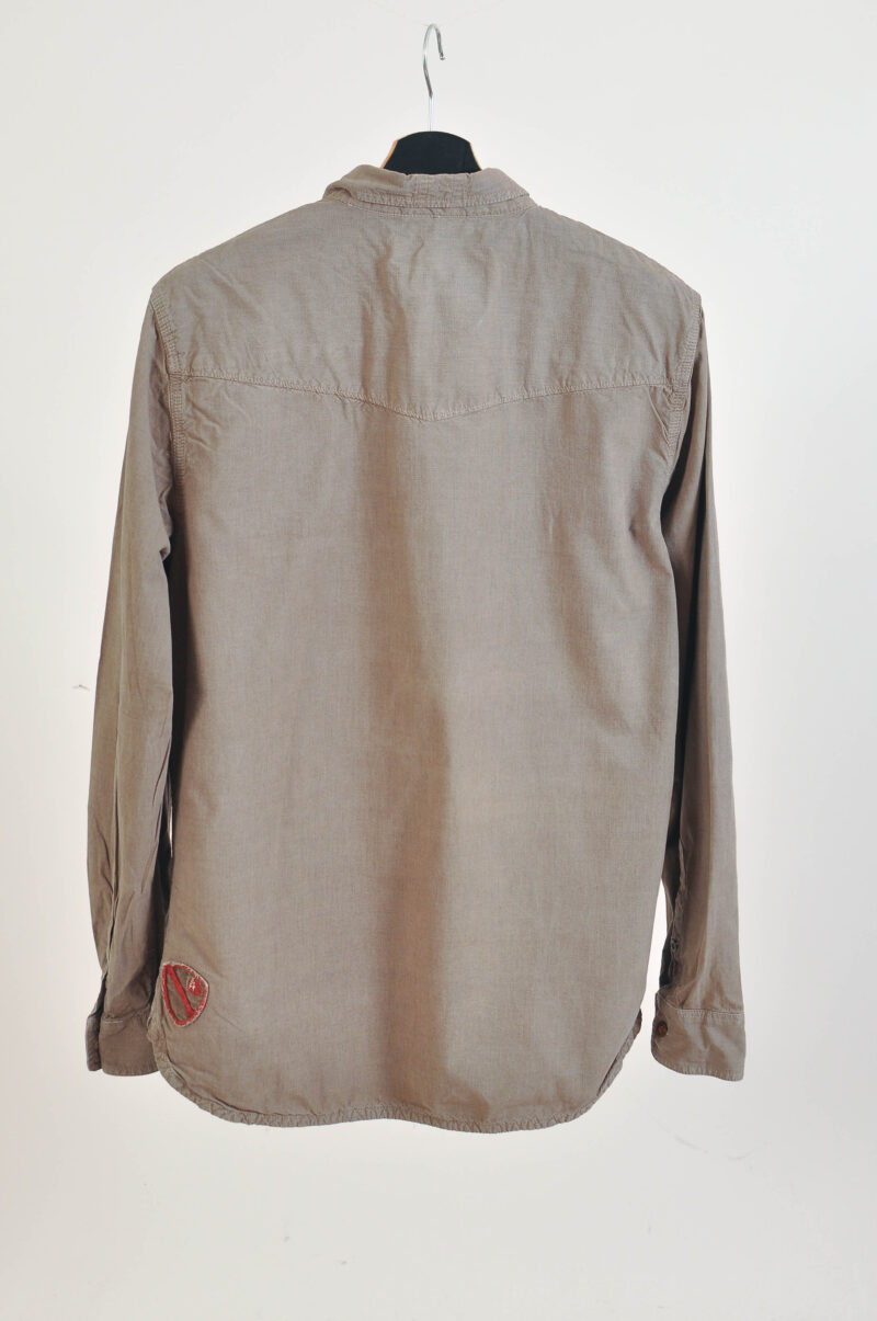 Vintage 00s VANS shirt in brown - Image 4