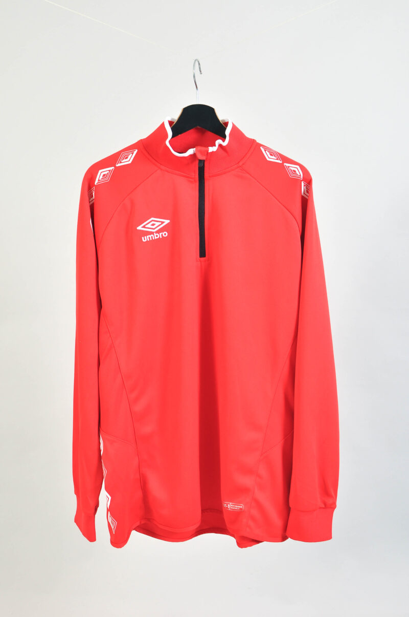 Vintage 00's Umbro 1/4 Zip Sweatshirt in Red