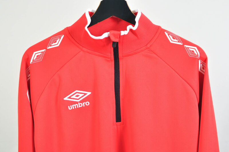 Vintage 00's Umbro 1/4 Zip Sweatshirt in Red - Image 3