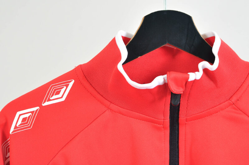 Vintage 00's Umbro 1/4 Zip Sweatshirt in Red - Image 4