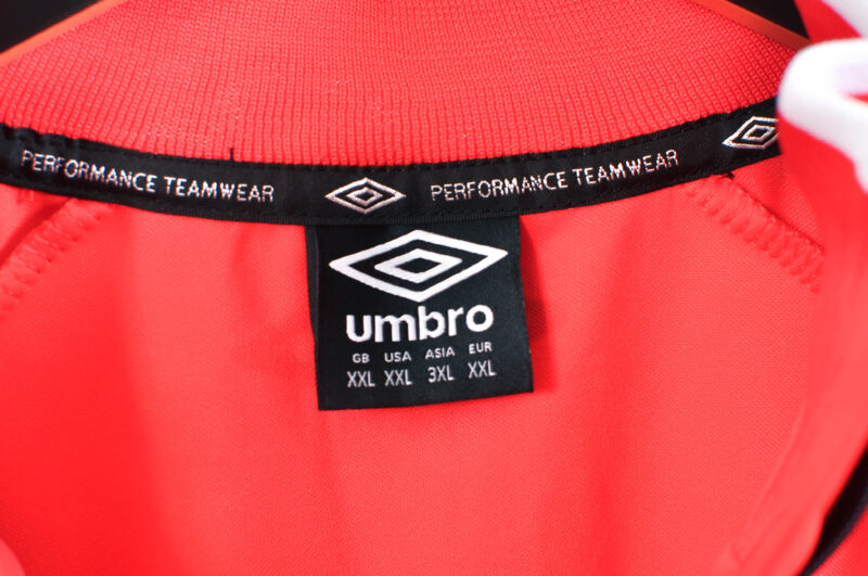 Vintage 00's Umbro 1/4 Zip Sweatshirt in Red - Image 5