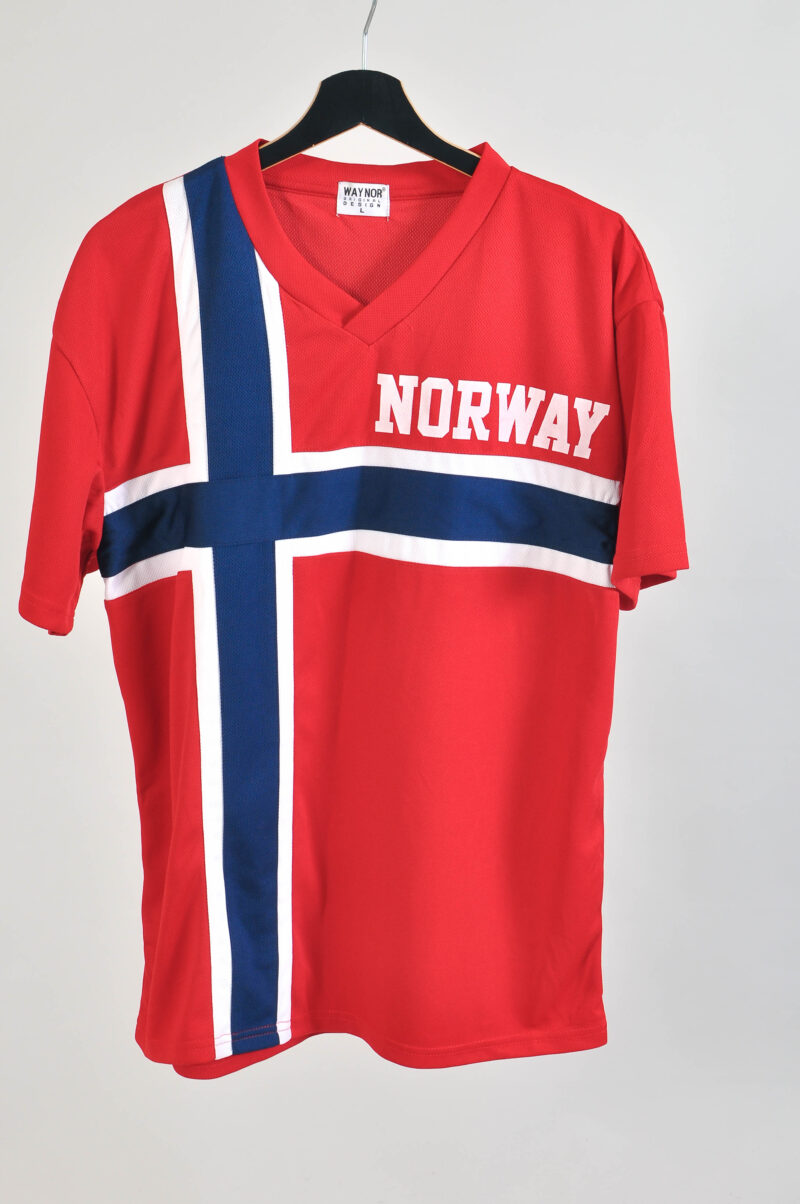 Vintage 00s Norway Jersey | Size M–L