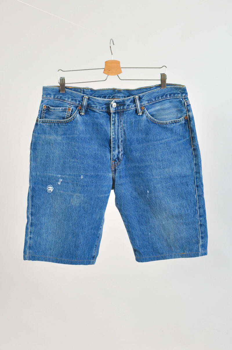 Vintage 00s Blue Denim Levi’s Shorts – Size 38