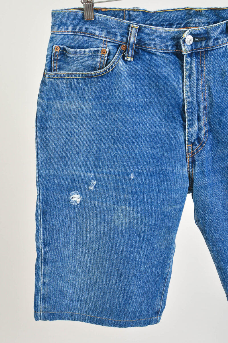 Vintage 00s Blue Denim Levi’s Shorts – Size 38 - Image 3