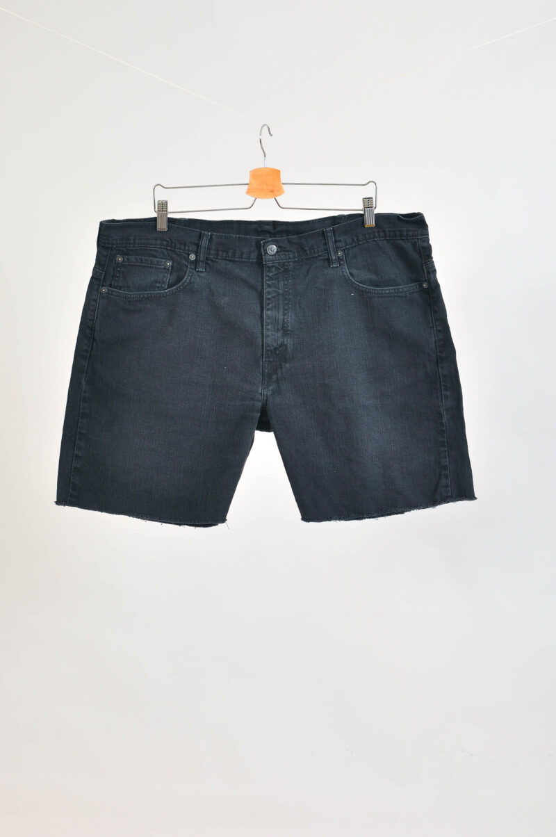 Vintage 00s Levi’s Black Denim Shorts – Size 38, XL-XXL