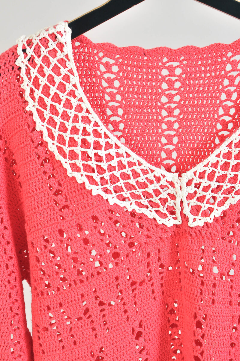 Vintage 90s Handmade Crocheted Pink Jumper – M/L - Image 3