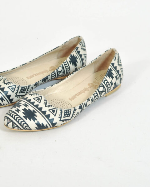 Vintage 00s Real Leather Ballerina Shoes – Size 37