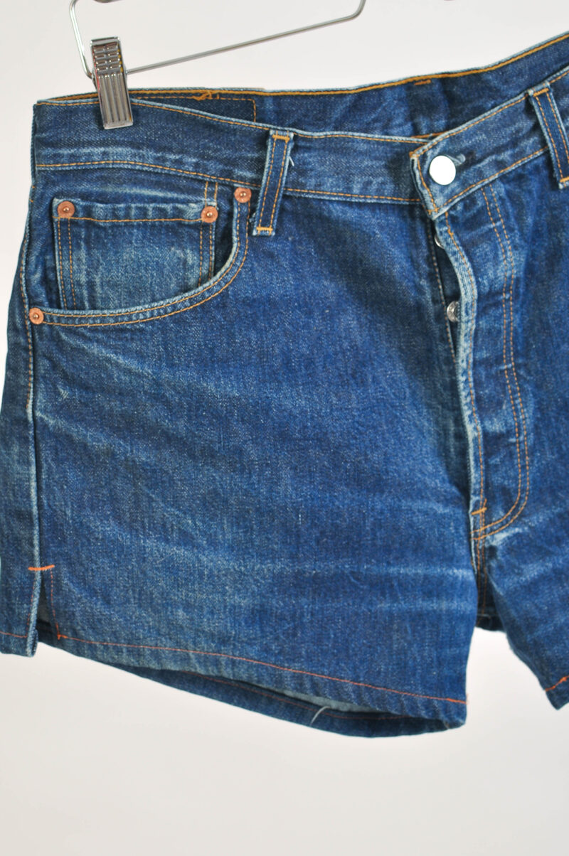 Vintage 80s Levi’s Denim Shorts | Size 36 | Retro Style - Image 3