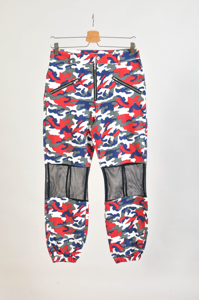 Vintage 00s Red Camouflage Cargo Trousers | M Size