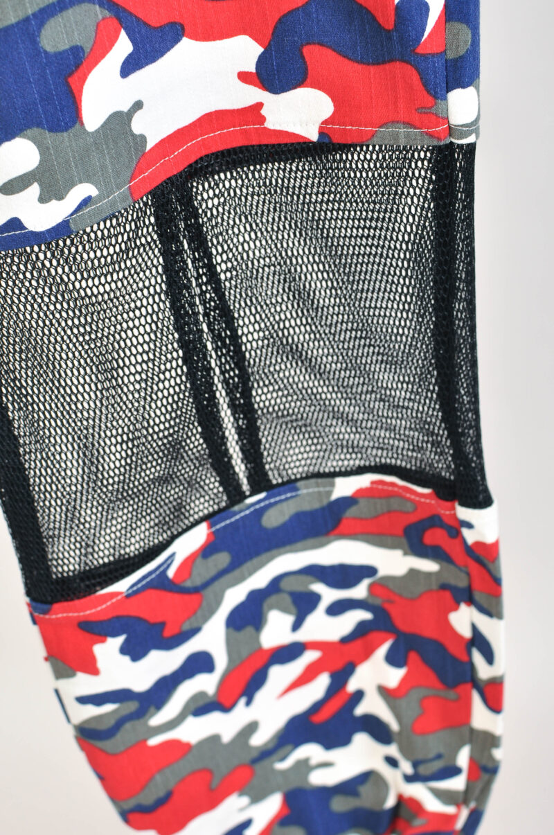 Vintage 00s Red Camouflage Cargo Trousers | M Size - Image 4