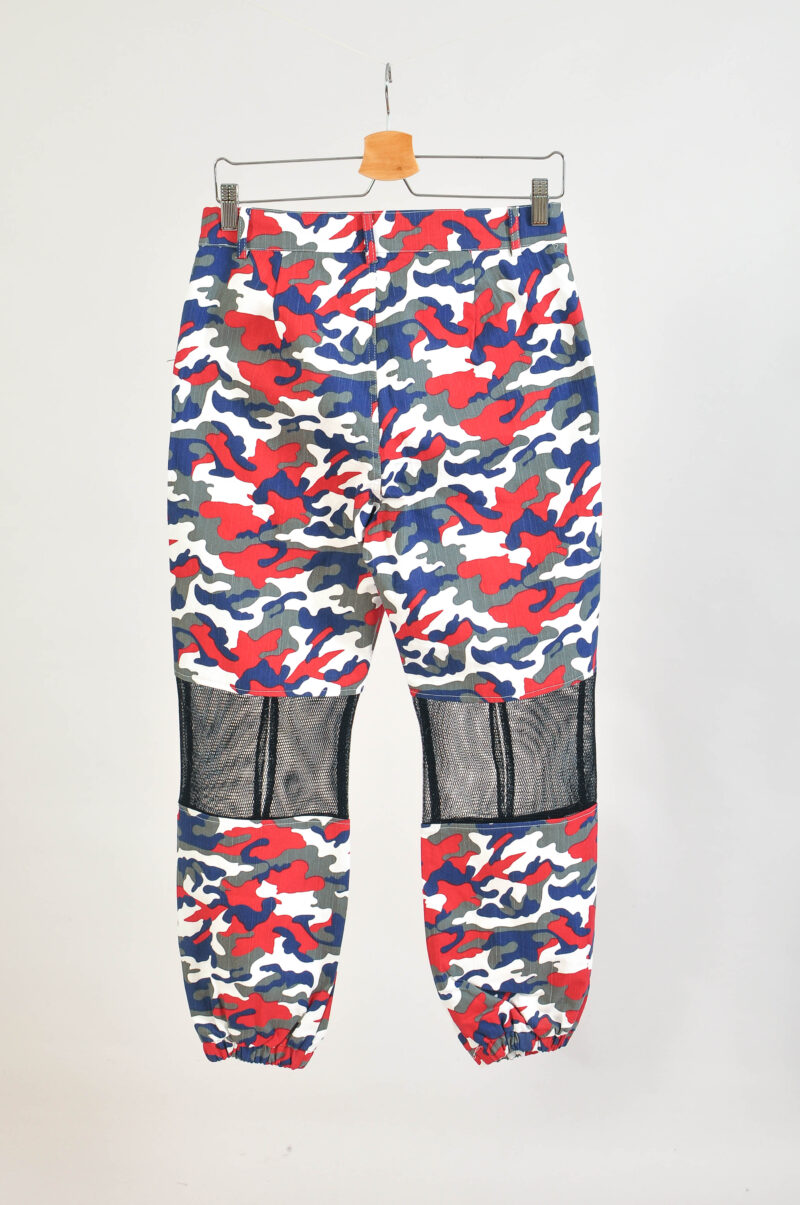 Vintage 00s Red Camouflage Cargo Trousers | M Size - Image 5