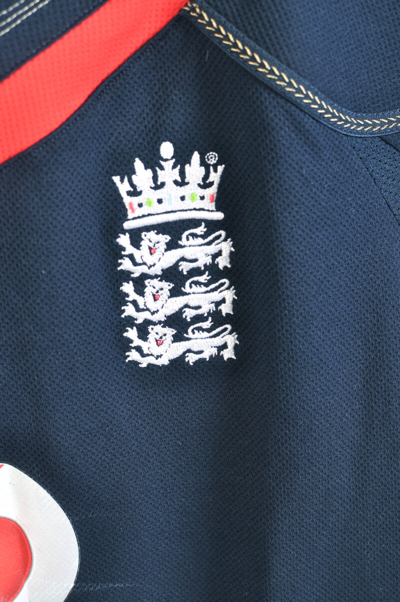 Vintage 00s England 2009/2010 Adidas Vodafone ODI Cricket Shirt – XS/S - Image 3