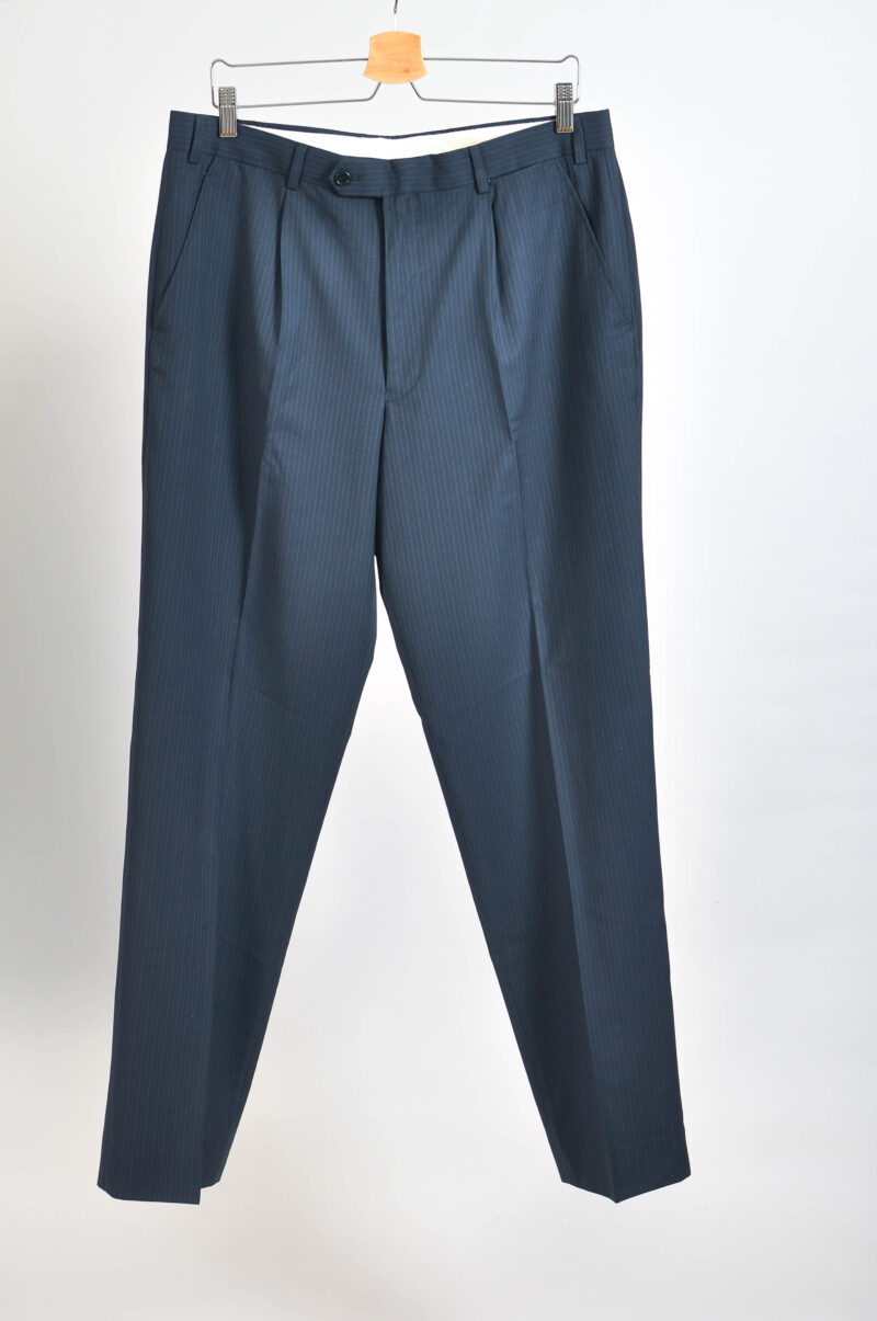 Vintage 90s Pierre Cardin Navy Striped Suit – Two-Piece - XL - Image 5