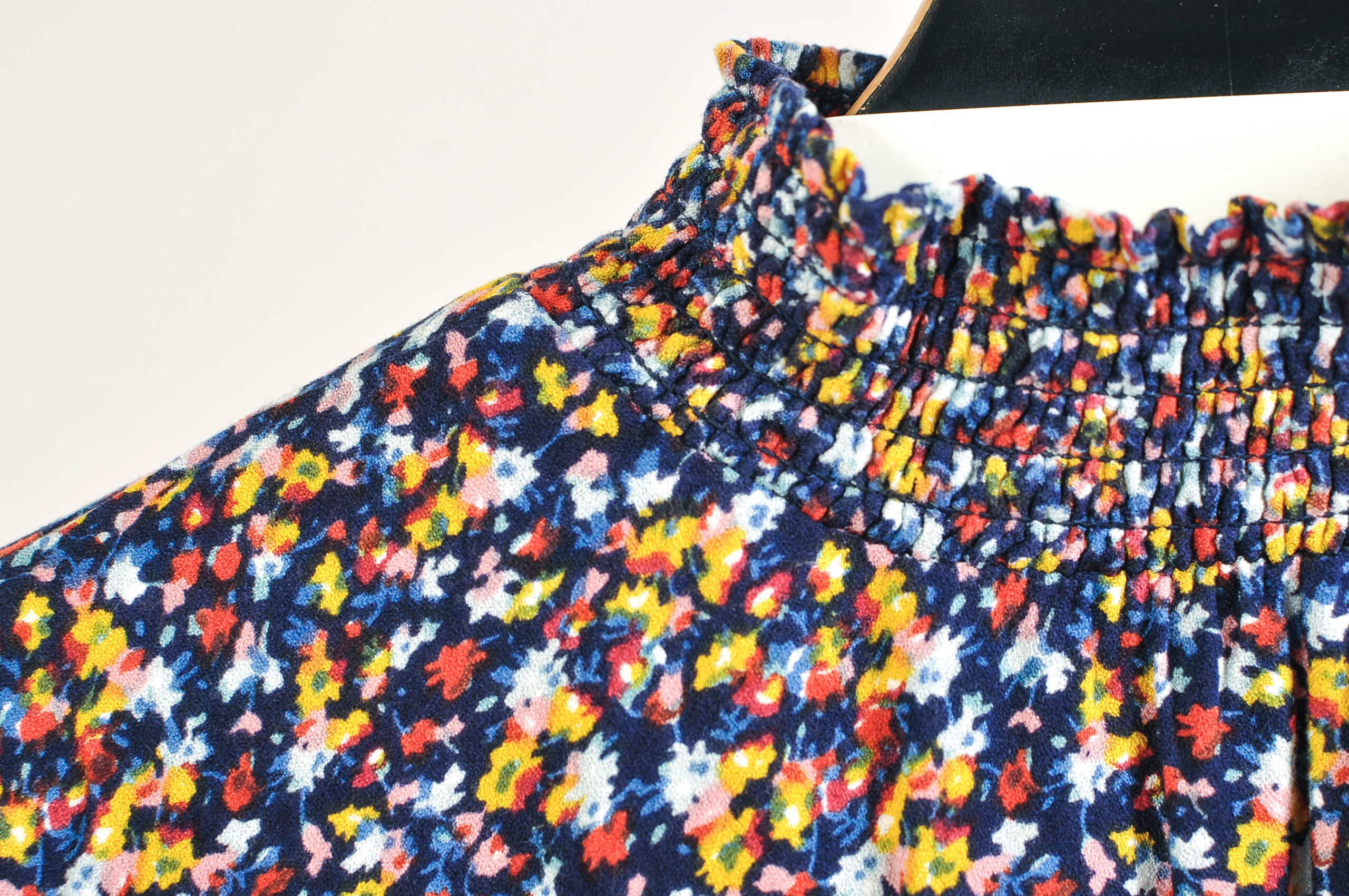 Vintage 00s Floral Print Turtleneck Blouse – S-L - Image 4