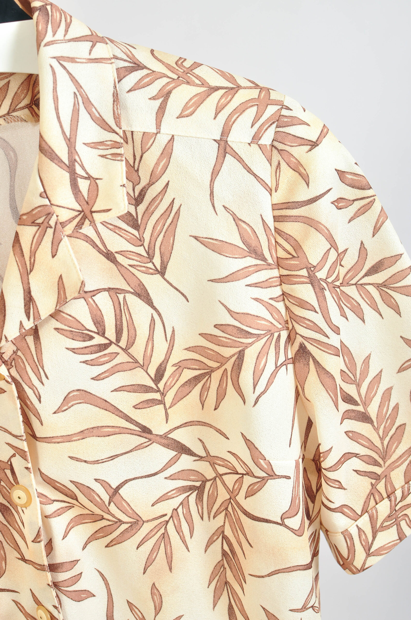 Vintage 90s Leaf Print Short Sleeve Blouse – M – - Image 3