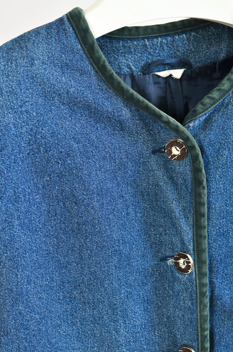 Vintage 80s Denim Jacket – Classic Blue Retro Style - Image 4