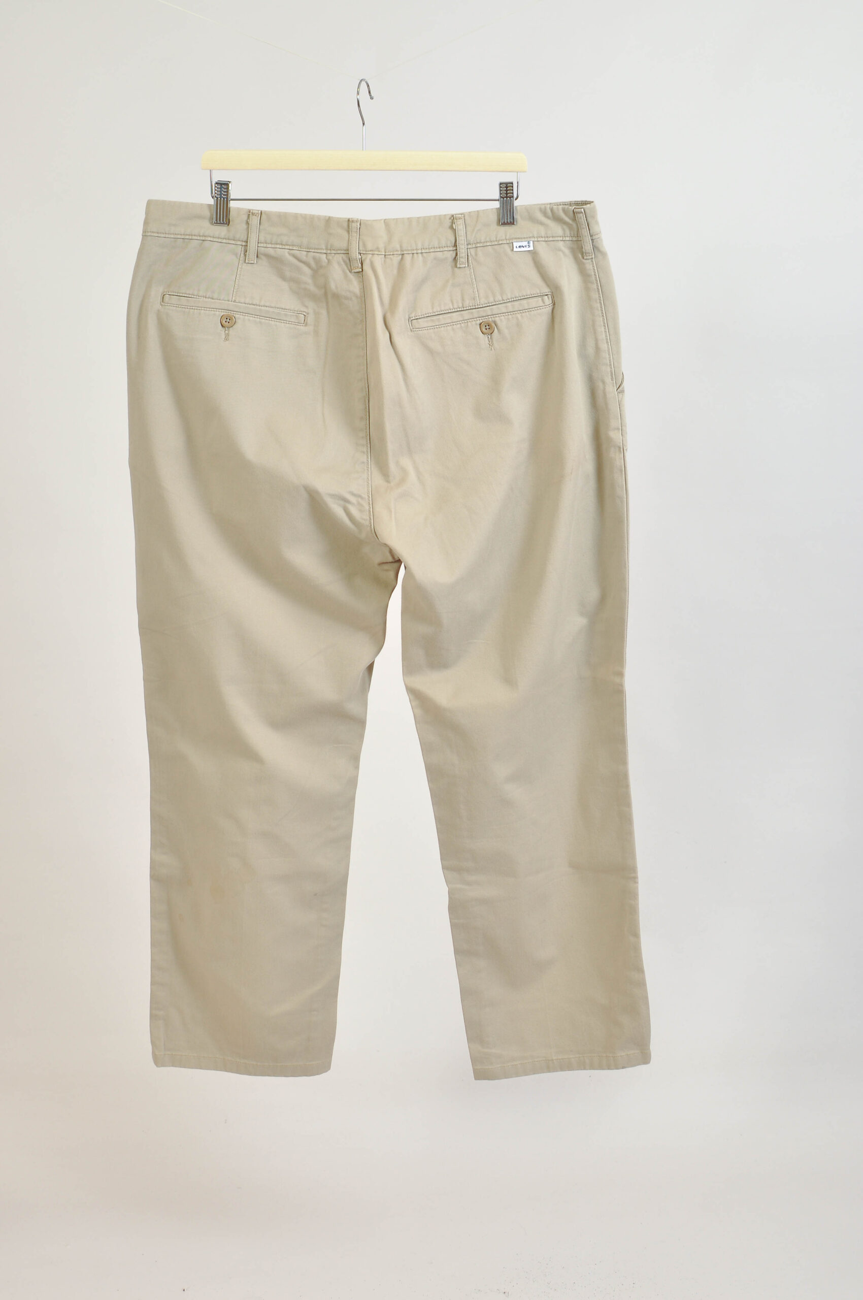 Vintage 00s Levi’s Beige Cotton Trousers – Size 40/32 - Image 6