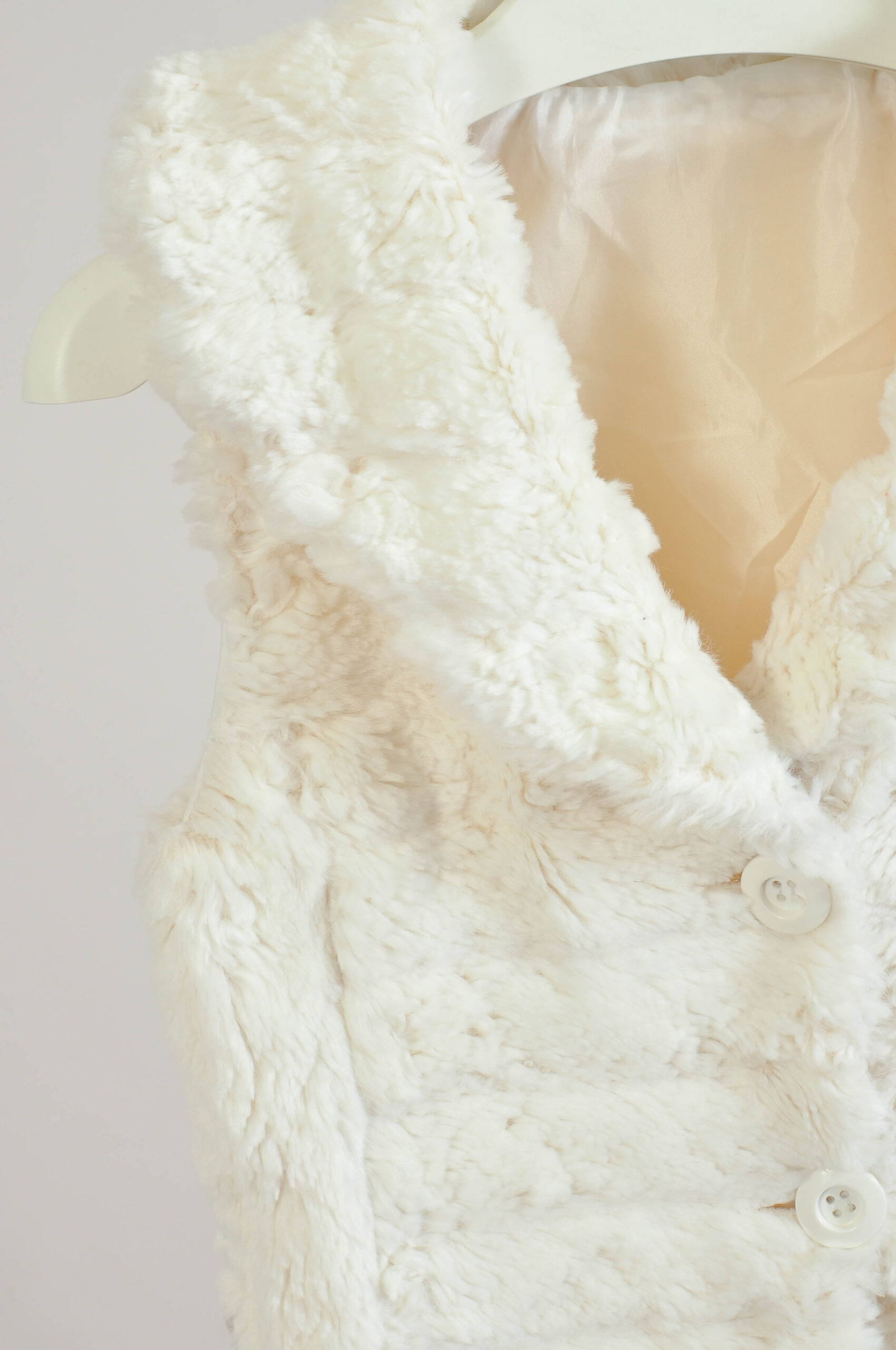 Vintage 00s Faux Fur Vest in White | Italian Made | Size S/M - Image 3