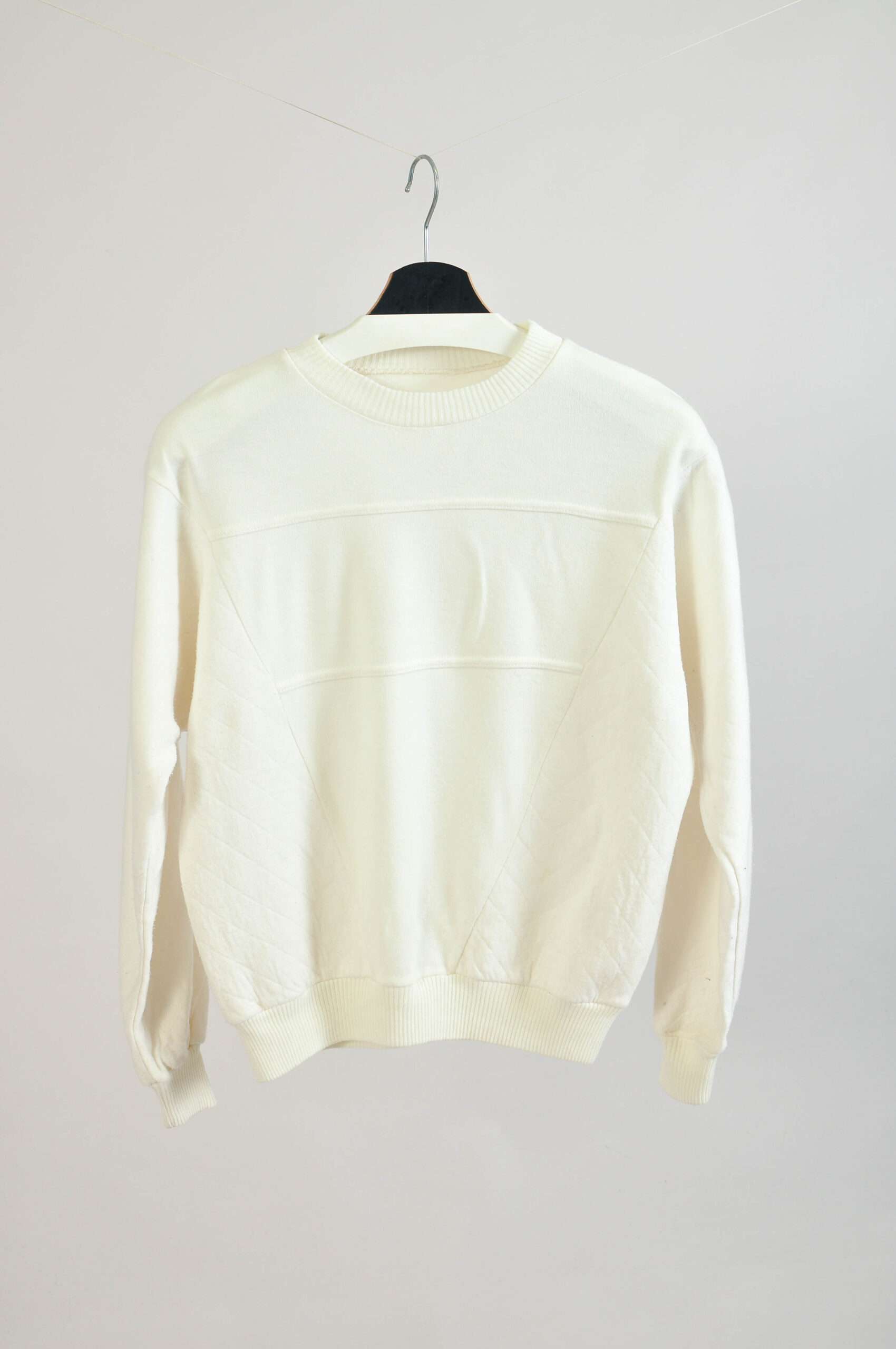 Vintage 80s White Sweatshirt | Minimalist Retro Jumper | S