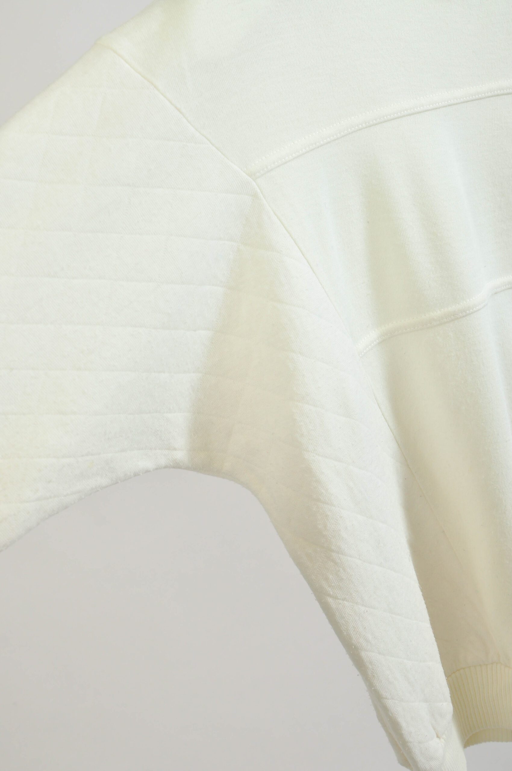 Vintage 80s White Sweatshirt | Minimalist Retro Jumper | S - Image 4