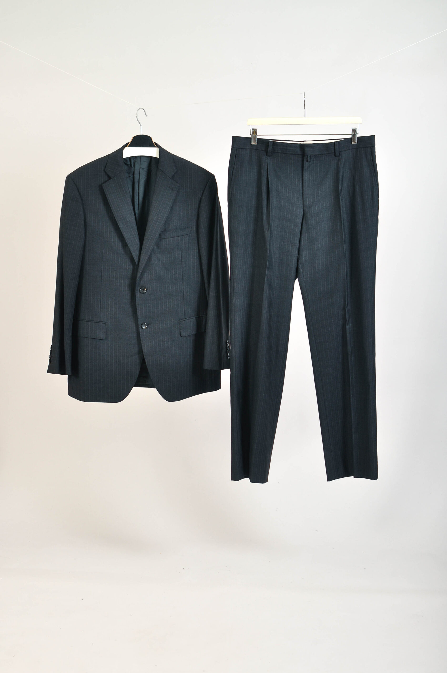 Vintage 00s D’URBAN Grey Suit | Material Loro Piana | L