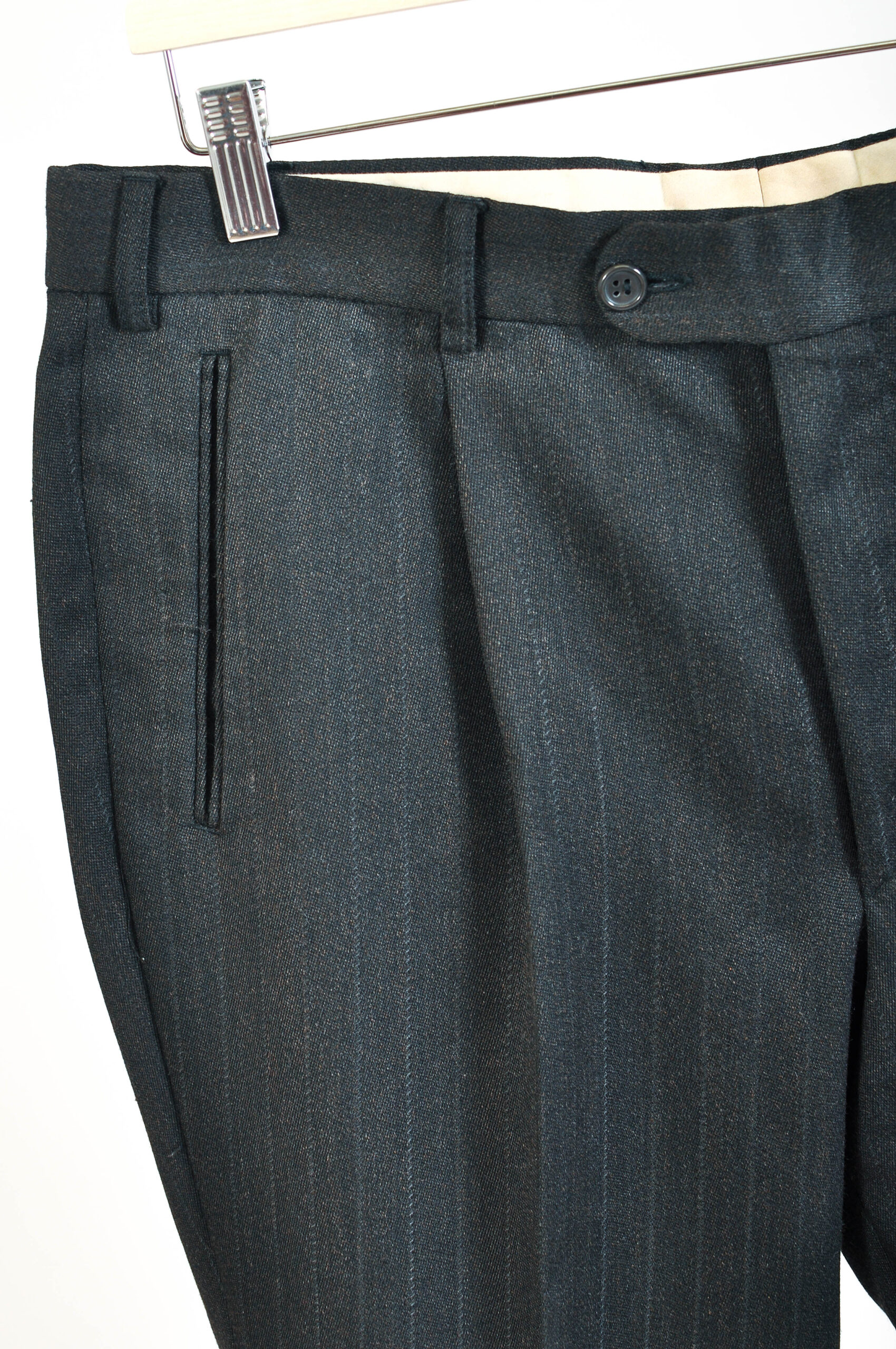 Vintage 90s Dark Grey Three-Piece Suit Lorenzo – L (Short) - Image 9