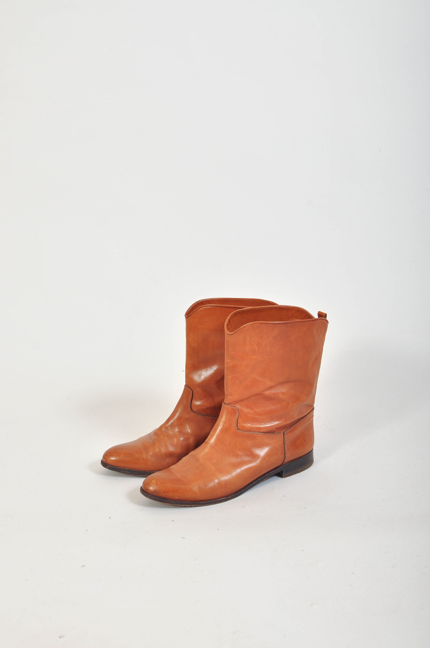 Vintage 80s Italian Real Leather Boots by Lorenzo Banfi | 42.5
