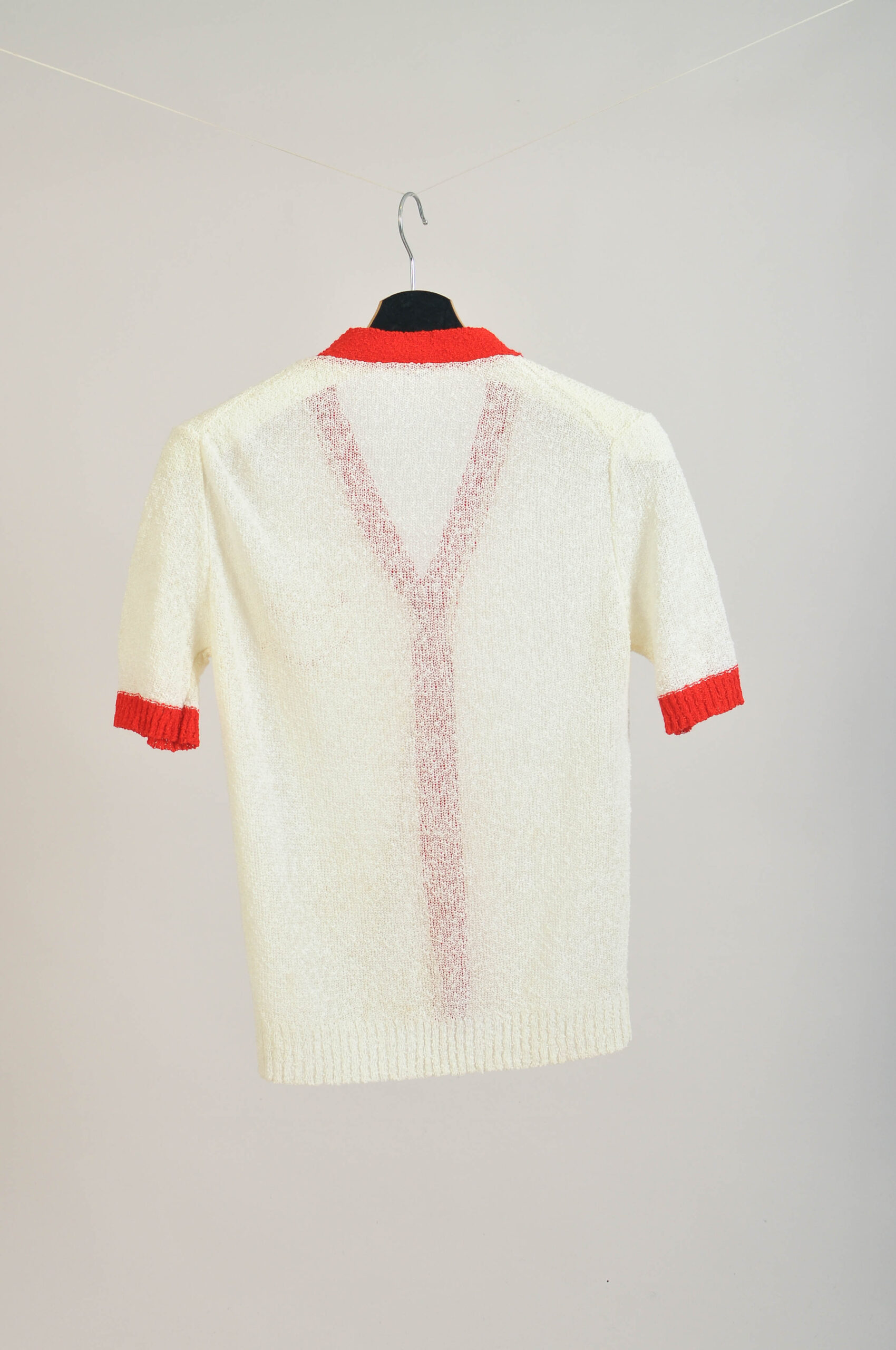 Vintage 70s White & Red Blouse | S/M | Retro Pattern - Image 4