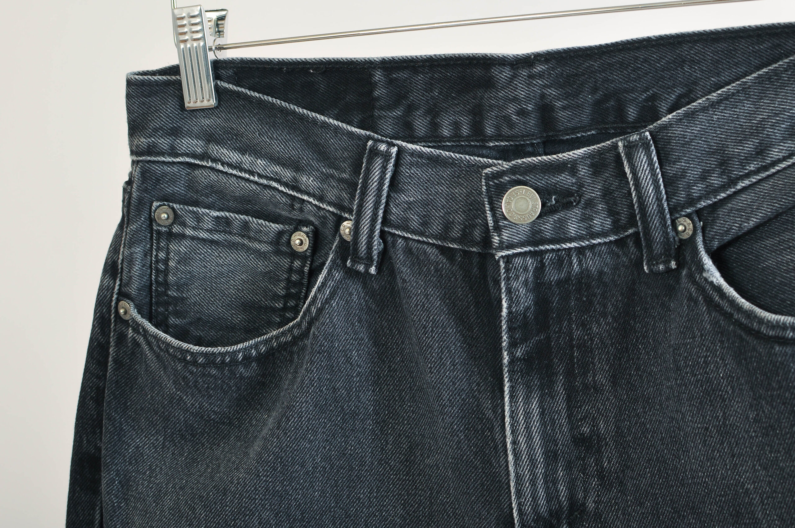 Vintage 00s Levi’s Dark Grey Jeans | Size 30x30 - Image 3