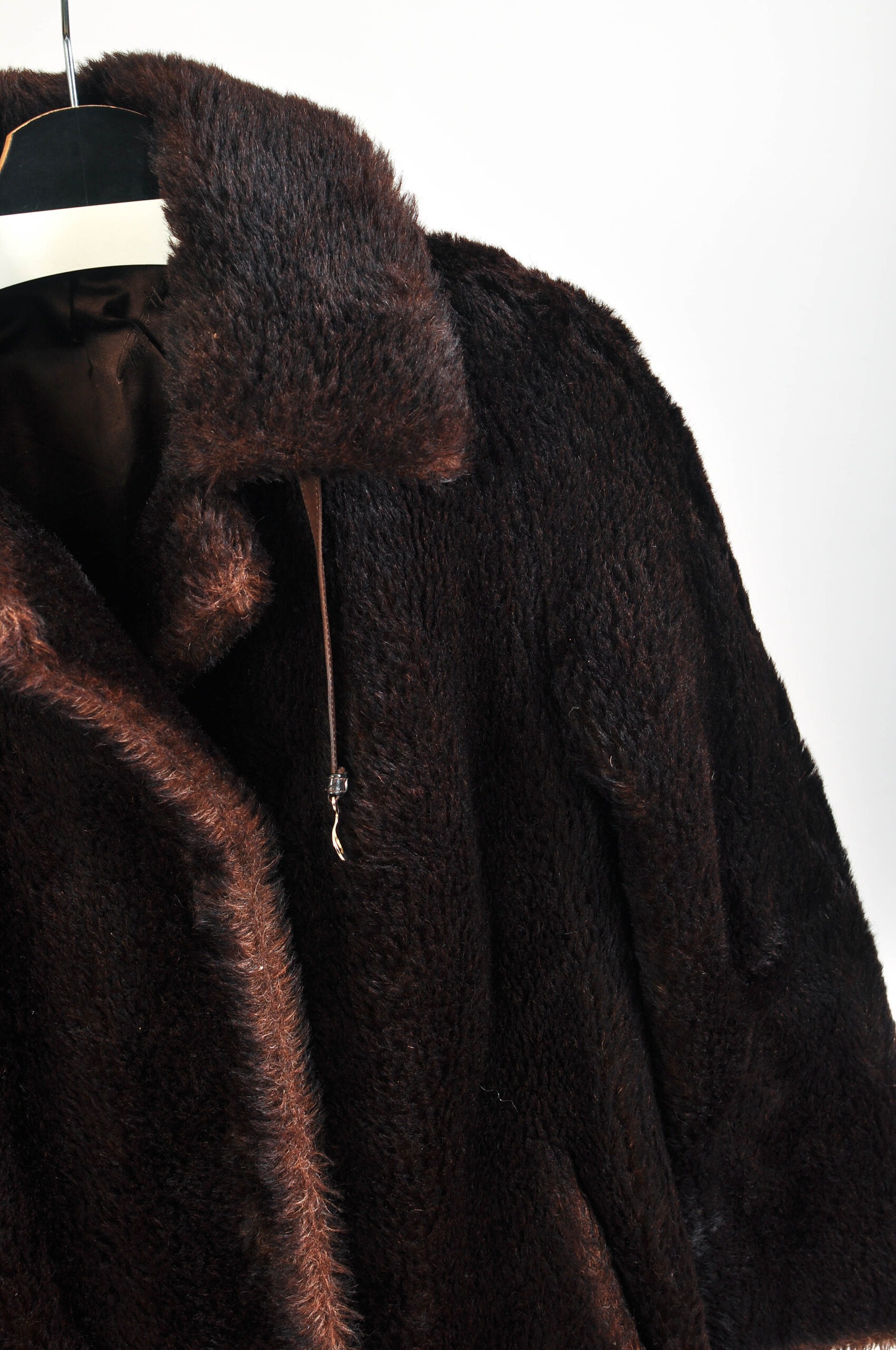 Vintage 90s Brown Lama Wool Fur Coat | M | Peter Hahn - Image 3