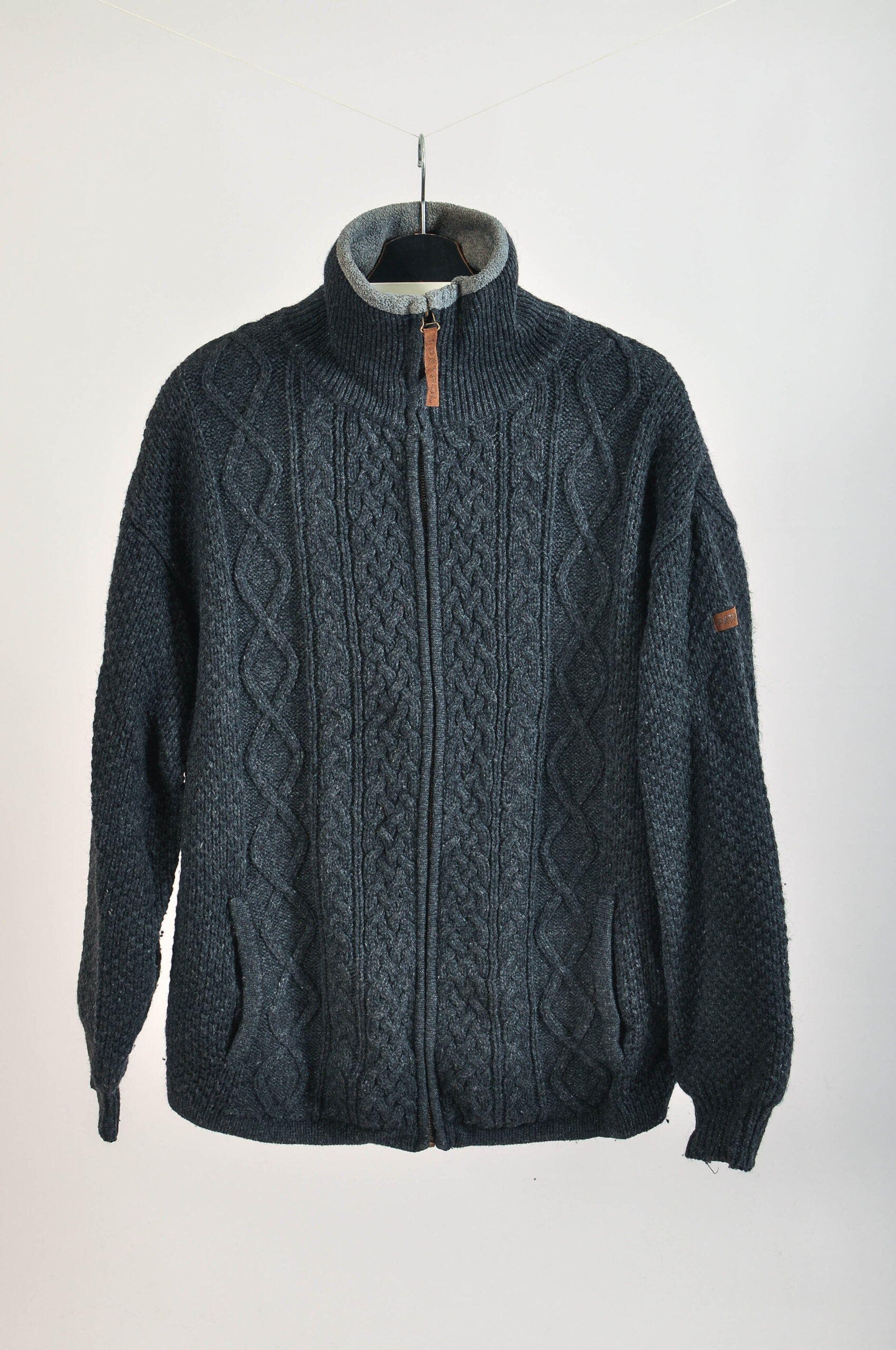 Vintage Y2K Grey Zip-Up Wool Knitwear | M | 100% Wool