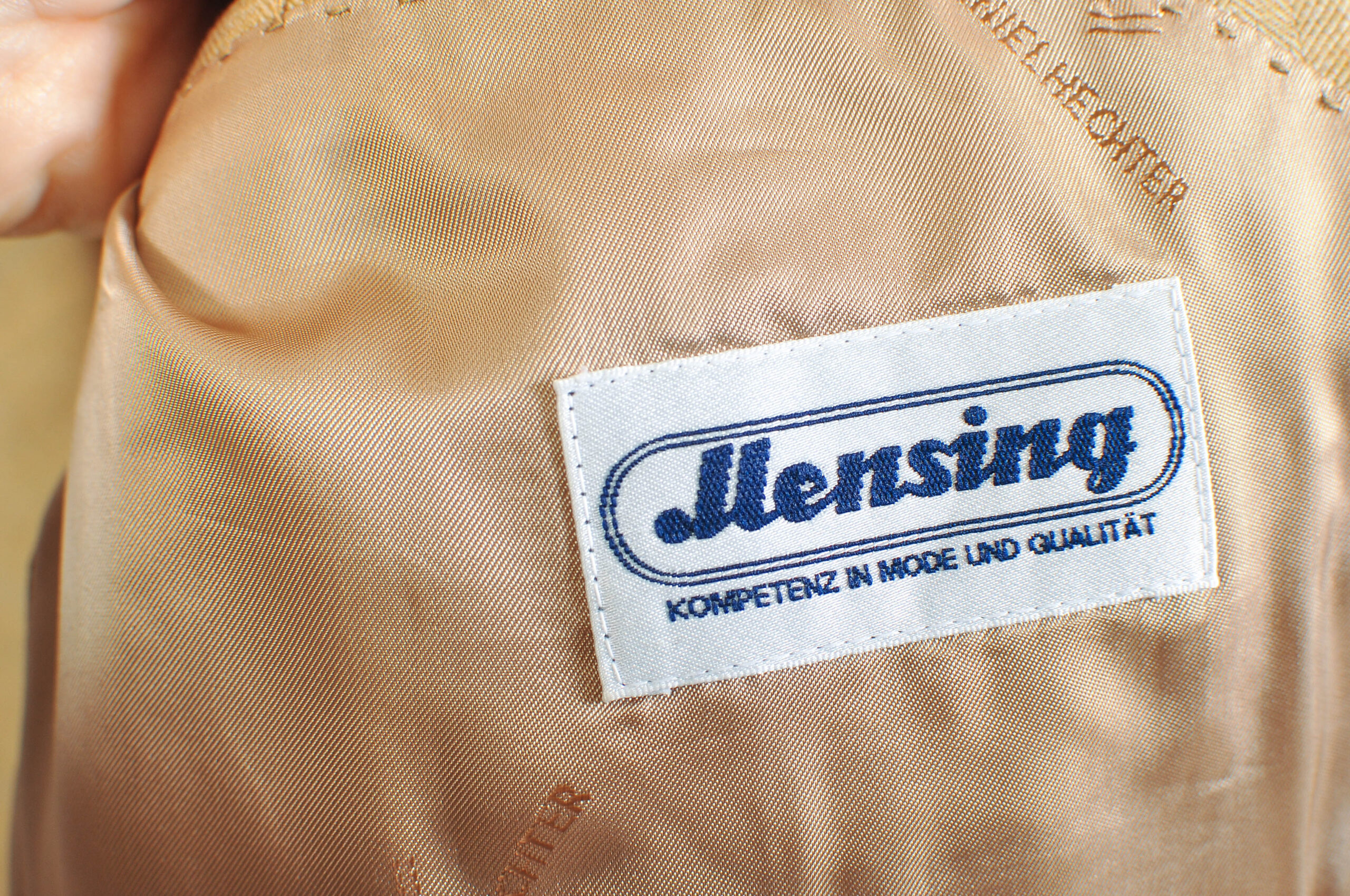 Vintage Y2K Butter Yellow Blazer Jacket | XXL | Daniel Hechter - Image 5