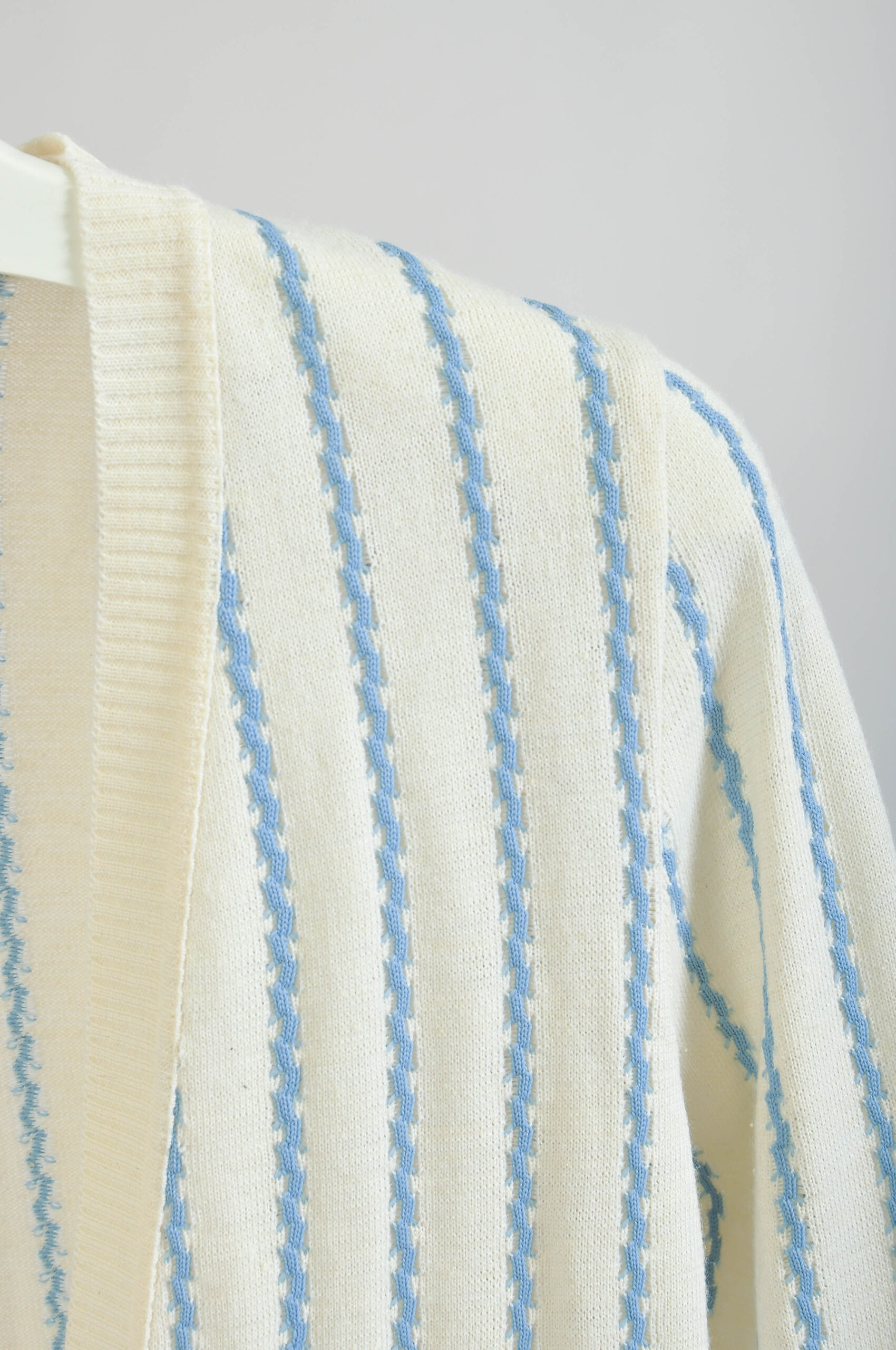 Vintage 80s Lapidus Cardigan | Size 38 | Wool Blend Knitwear - Image 3