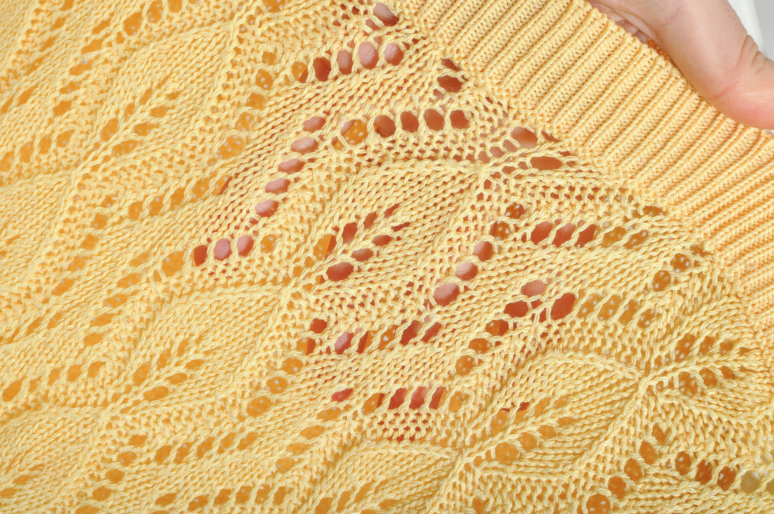 Vintage 90s Yellow Knit Jumper | M/L - Image 4